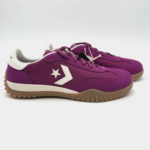 NWOB Women’s Converse Run Star Violet Low-Top Sneakers with White Star Chevron - Picture 4 of 9